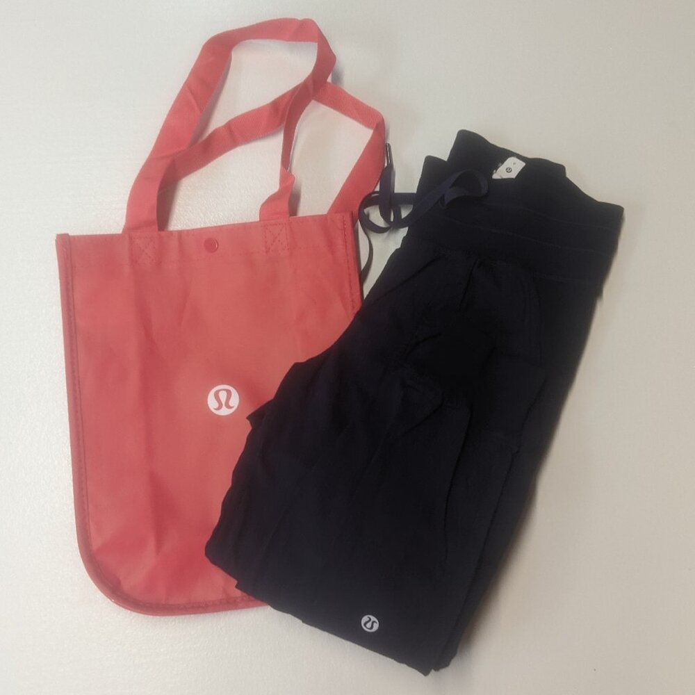 Lululemon Beyond the Studio Jogger Navy Size O and Free Tote Bag *Flaws